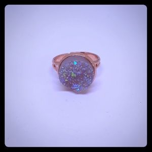 Purple rain ajustable ring in gold